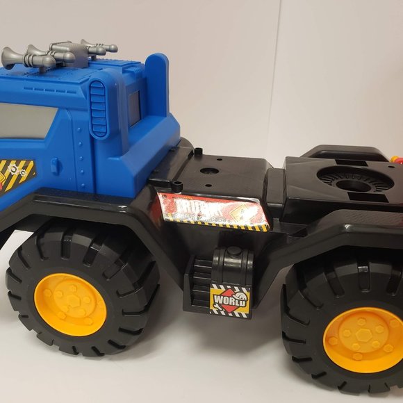 New Dump Truck - Picture 6 of 11